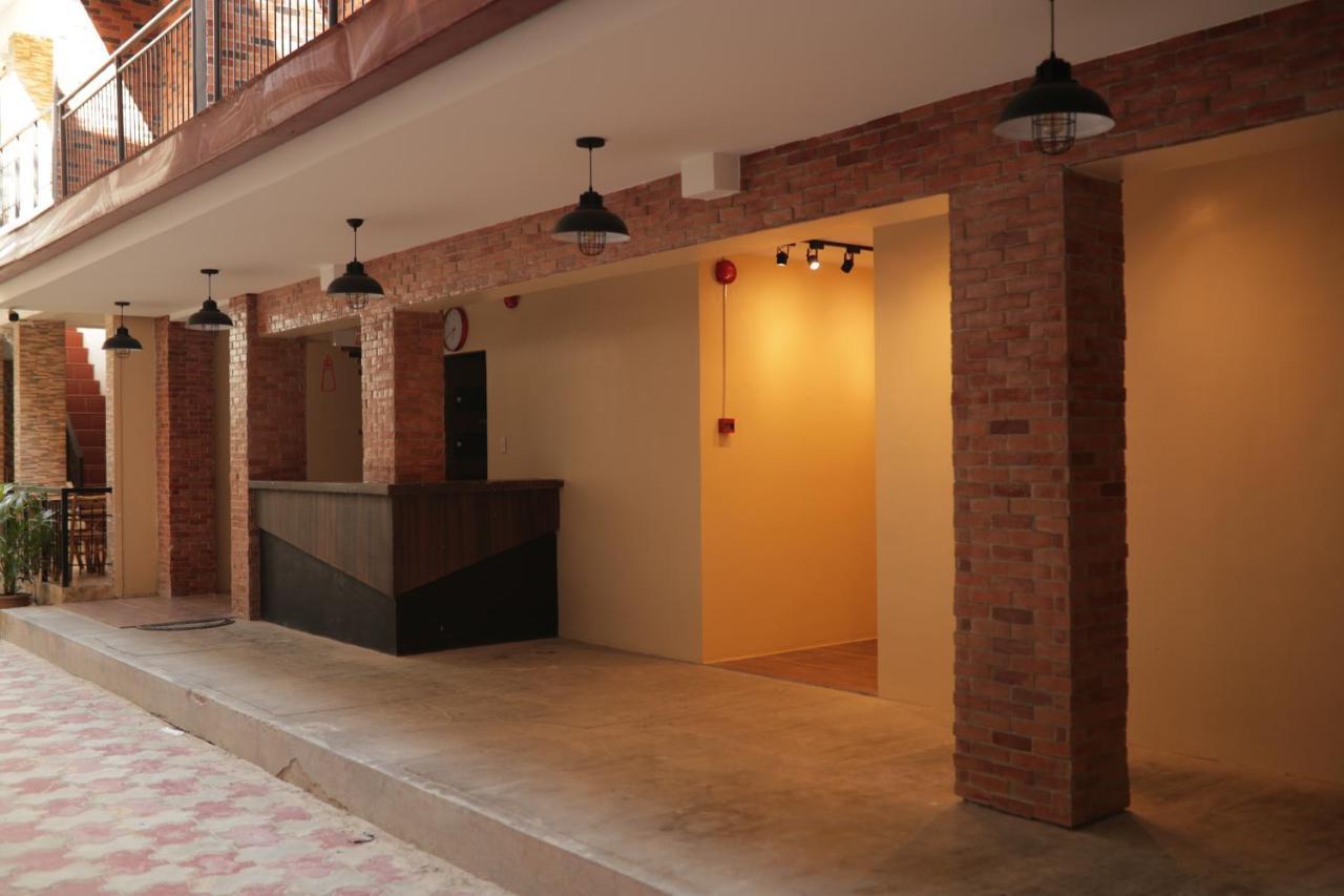 Cerca Hotel Balabag  Dış mekan fotoğraf