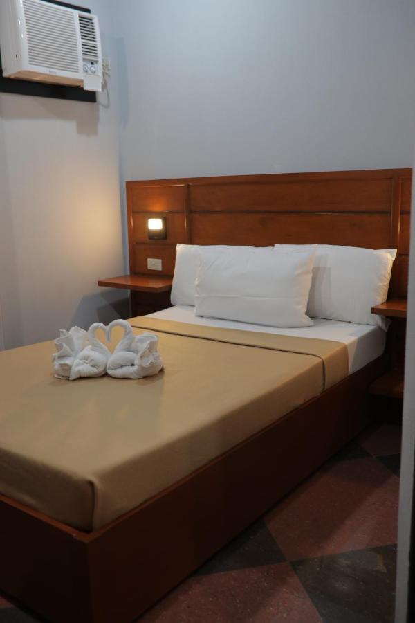 Cerca Hotel Balabag  Dış mekan fotoğraf