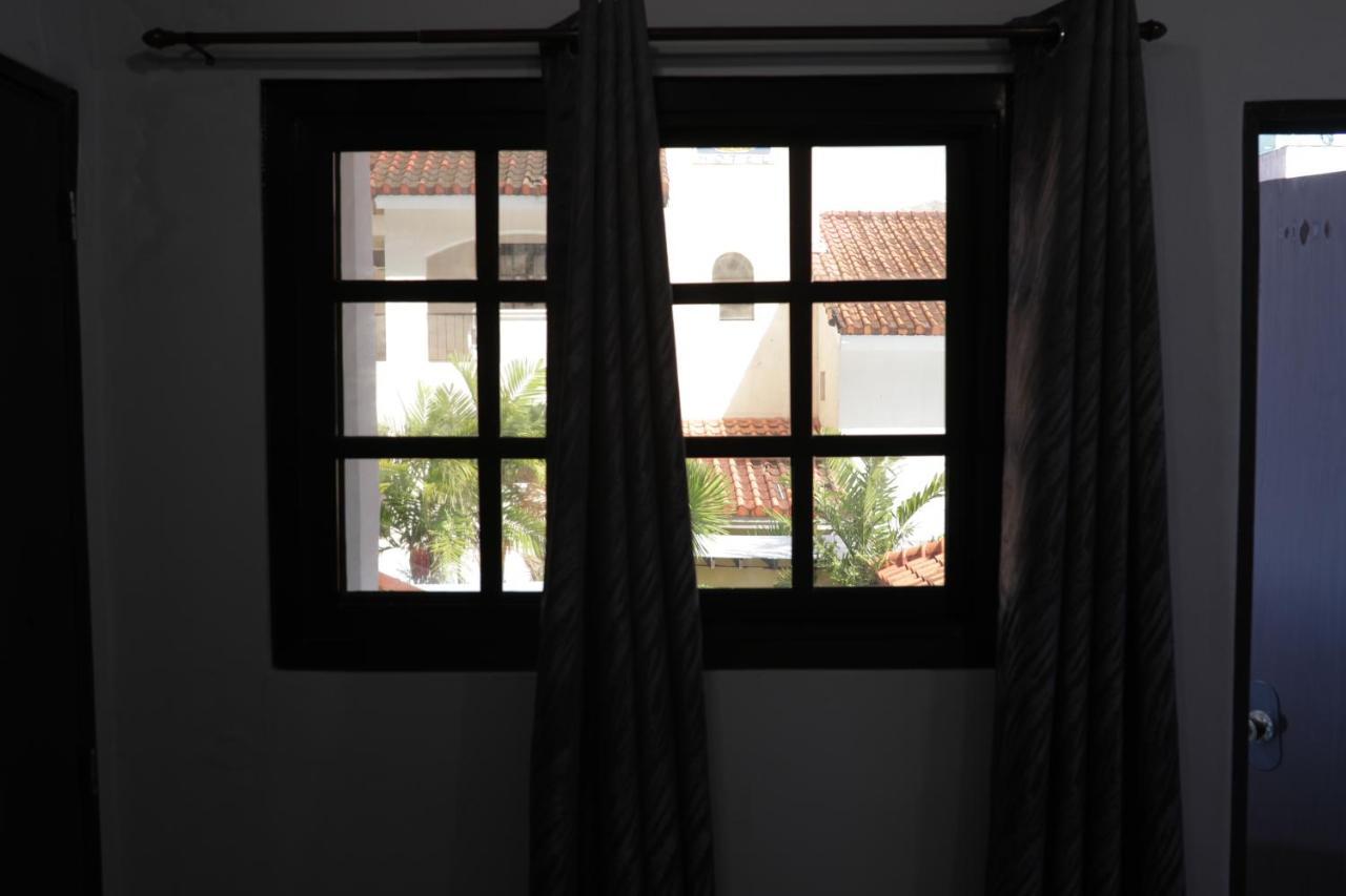Cerca Hotel Balabag  Dış mekan fotoğraf